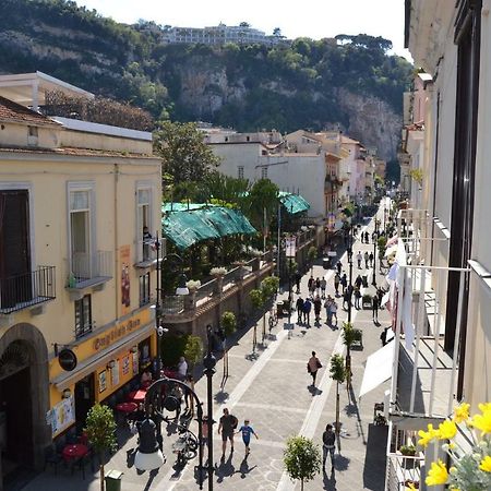 La Piccola Sorrento Hotel Екстериор снимка