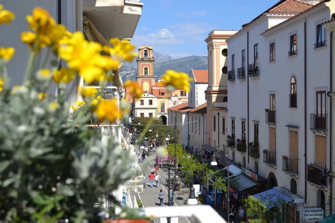 La Piccola Sorrento Hotel Екстериор снимка